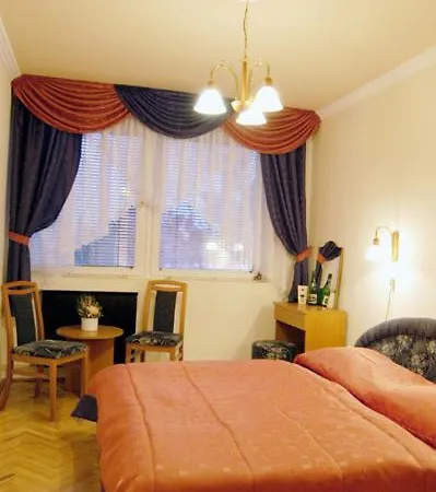 شقة Azur & Smaragd Apartmanhaz *