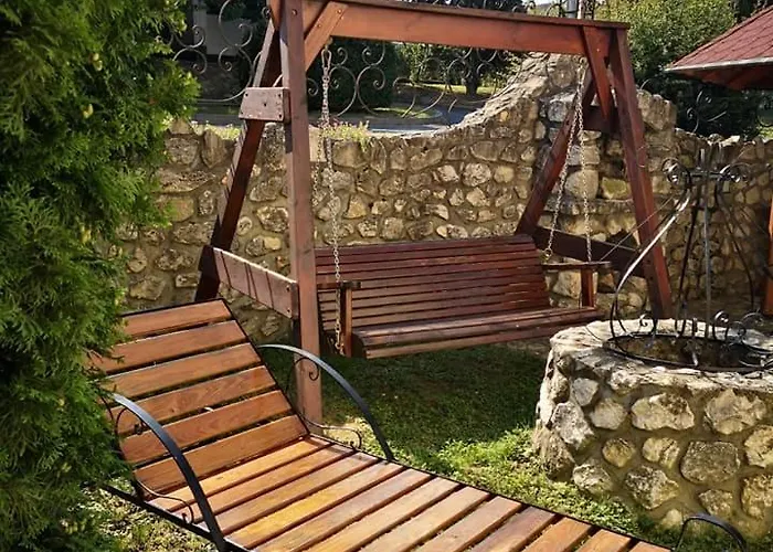 Azur & Smaragd Apartmanhaz شقة زلاكاروس