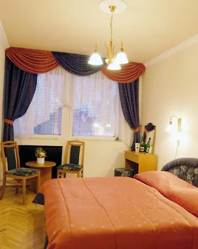 アパート Azur & Smaragd Apartmanhaz *